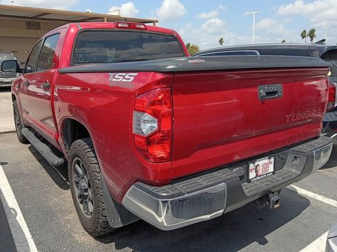 Used 2021 Toyota Tundra SR5 w/ SR5 Leather Package image 4