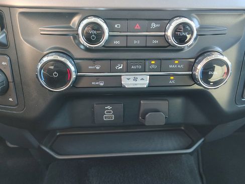Used 2025 Ford F150 XLT w/ Equipment Group 301A Standard AWD/4WD image 25