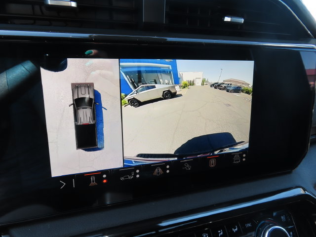 Used 2025 GMC Sierra 3500 AT4 w/ AT4 Preferred Package AWD/4WD image 33