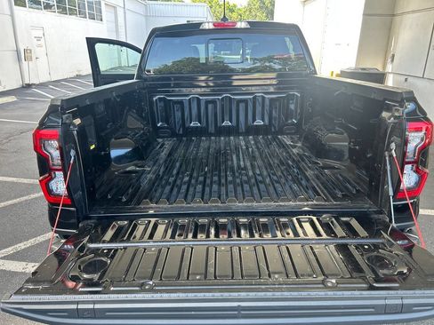 Used 2025 Ford Ranger Lariat w/ Black Appearance Package AWD/4WD image 27