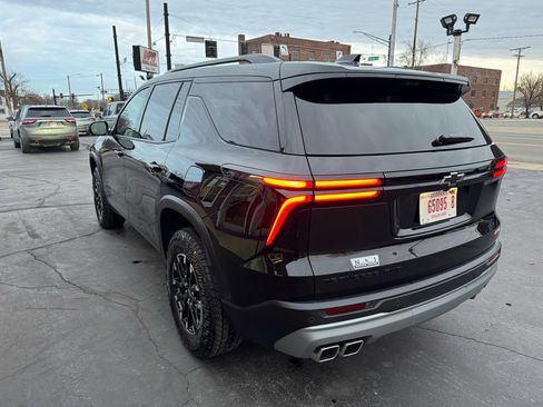 Used 2025 Chevrolet Traverse Z71 w/ Enhanced Driving Package image 7