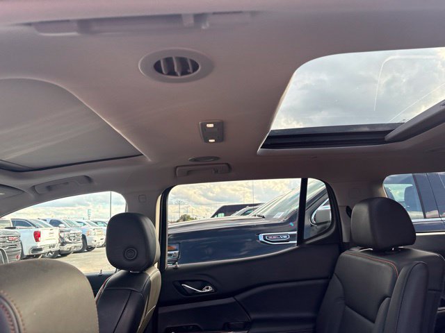 Used 2023 GMC Acadia AT4 w/ Technology Package AWD/4WD image 12