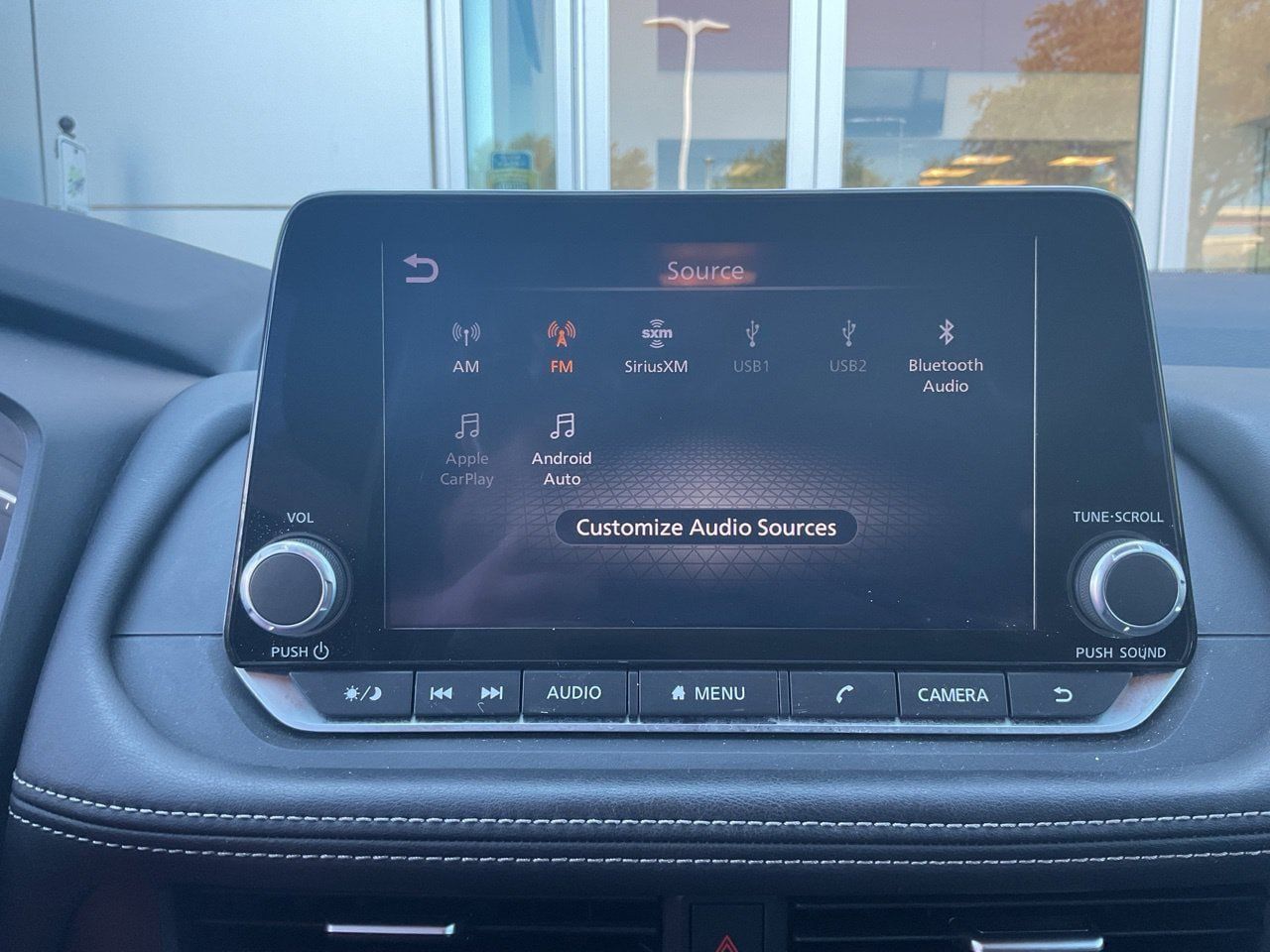 Used 2025 Nissan Rogue SV FWD image 32