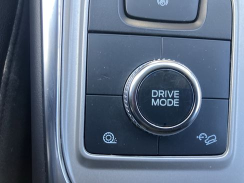 Used 2023 Ford Explorer XLT w/ Equipment Group 202A image 30