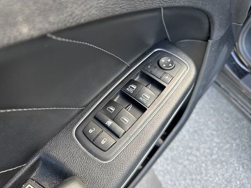 Used 2015 Dodge Charger SXT w/ AWD Plus Group image 26