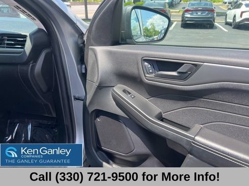 Used 2023 Ford Escape Active AWD/4WD image 58