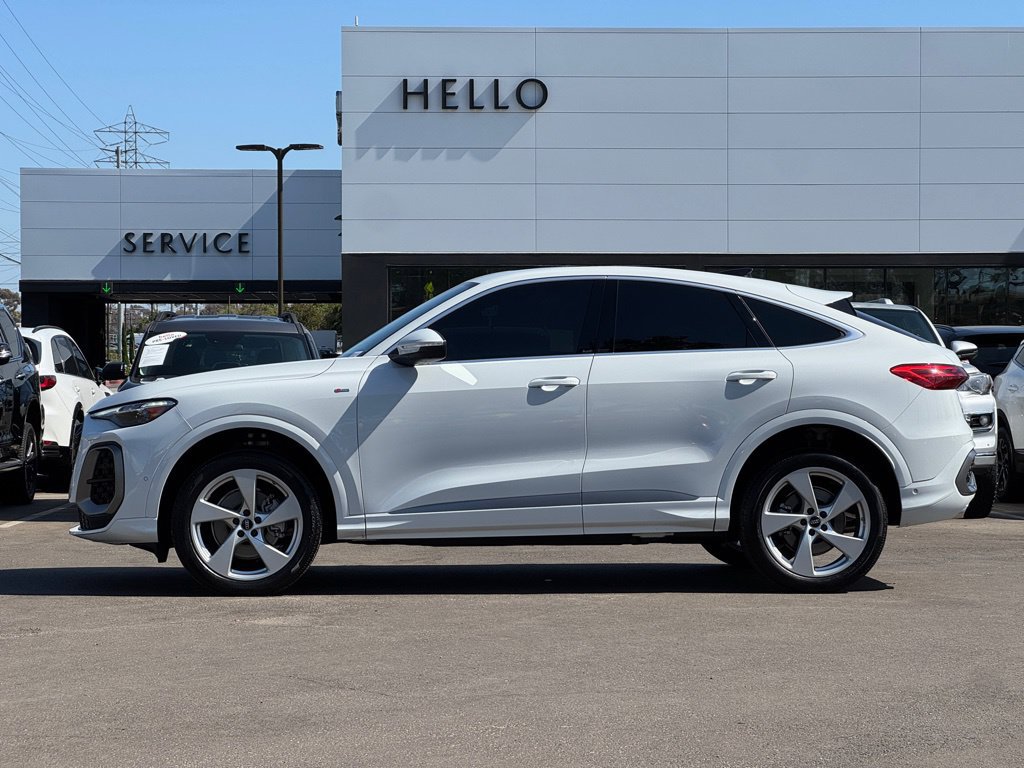 Used 2025 Audi Q5 Premium Plus w/ Premium Plus AWD/4WD image 7