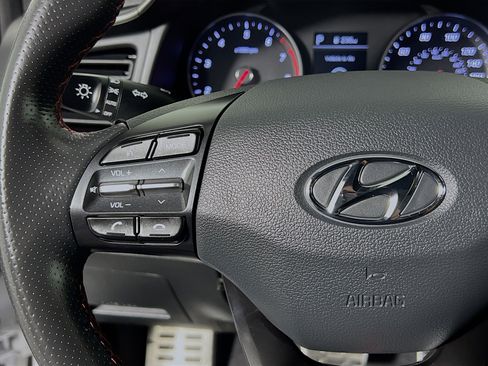 Used 2020 Hyundai Elantra Sport w/ Cargo Package (C1) image 18