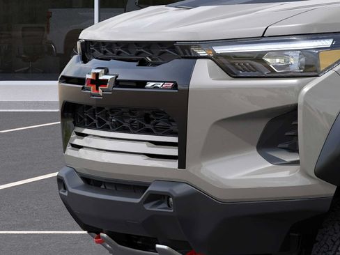 New 2026 Chevrolet Colorado ZR2 w/ Technology Package AWD/4WD image 13
