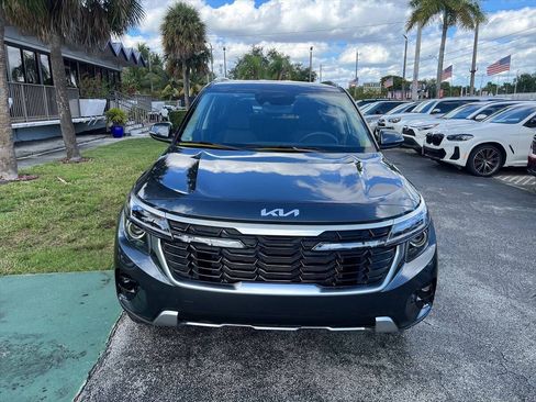 Used 2025 Kia Seltos S AWD/4WD image 3