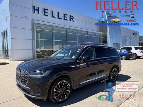 Used 2025 Lincoln Aviator Reserve w/ Equipment Group 201A AWD/4WD image 1