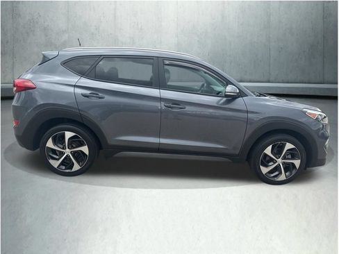 Used 2016 Hyundai Tucson Sport AWD/4WD image 7