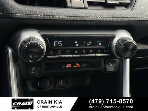 Used 2024 Toyota RAV4 XLE FWD image 18