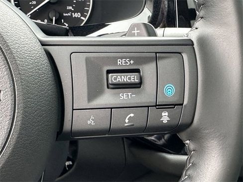 Certified 2025 Nissan Pathfinder SV w/ SV Premium Package image 27