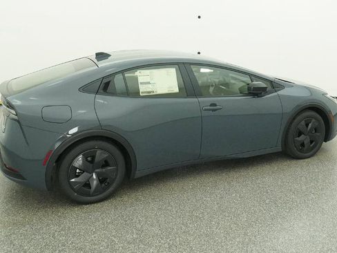 New 2026 Toyota Prius SE image 27