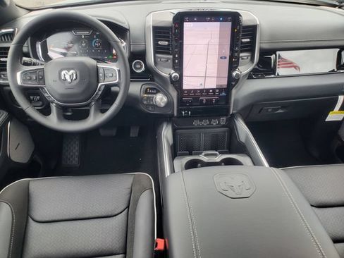 New 2026 RAM 1500 Laramie AWD/4WD image 16