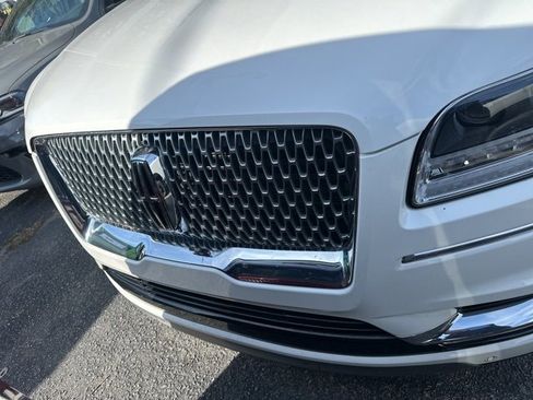 Used 2020 Lincoln Navigator Black Label w/ Cargo Convenience Package image 3