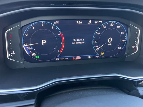 Used 2021 Volkswagen Jetta SEL Premium image 17