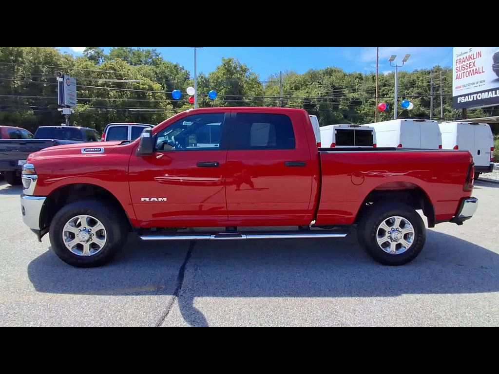 Used 2026 RAM 2500 Big Horn AWD/4WD image 5