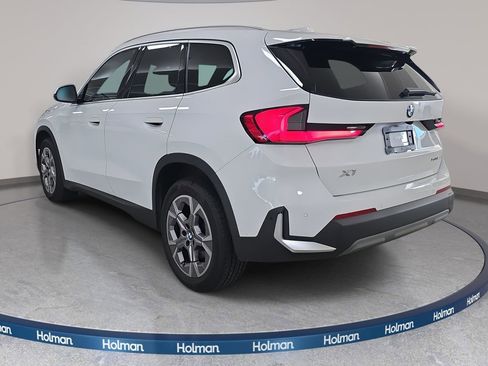 Used 2023 BMW X1 xDrive28i image 9