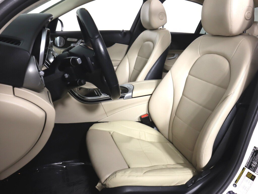 Used 2017 Mercedes-Benz C 300 4MATIC Sedan image 32