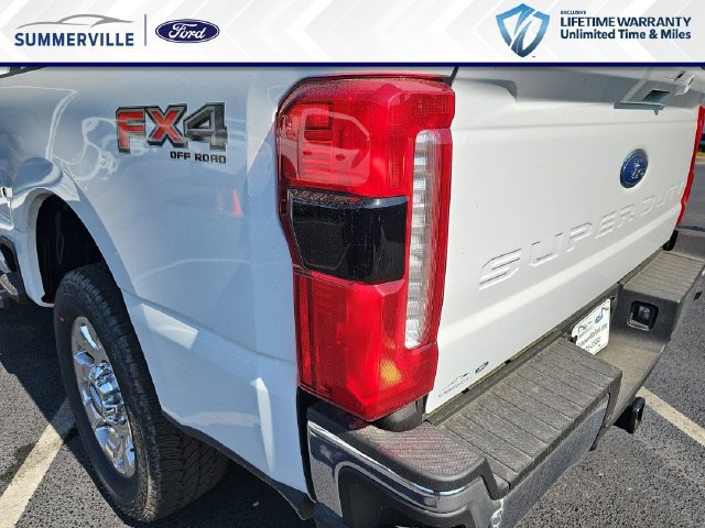 New 2026 Ford F250 Lariat w/ FX4 Off-Road Package AWD/4WD image 35