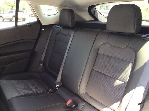 Used 2025 Chevrolet Trax LT FWD image 36