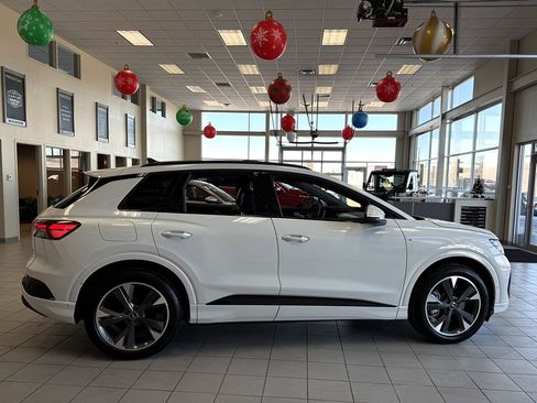 Used 2024 Audi Q4 e-tron Premium Plus w/ Premium Plus image 59