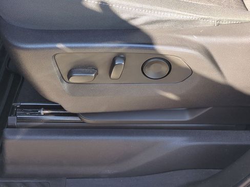 Used 2023 Chevrolet Silverado 1500 Custom w/ LPO, Dark Essentials Package image 33