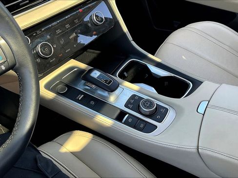 Certified 2025 INFINITI QX60 Luxe image 18