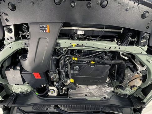 Used 2024 Chevrolet Trax RS w/ Sunroof Package image 37