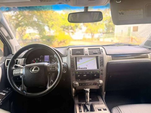 Used 2015 Lexus GX 460 w/ Navigation Package AWD/4WD image 15