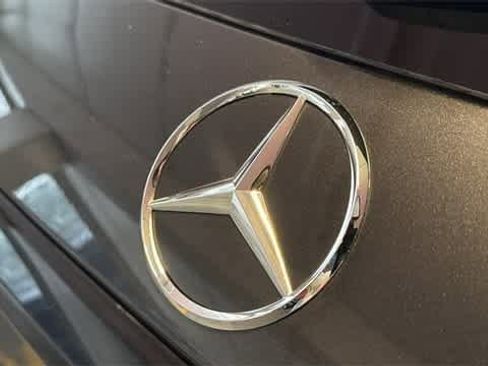 Certified 2025 Mercedes-Benz GLC 300 GLC 300 image 9