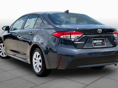 Used 2025 Toyota Corolla LE FWD image 12
