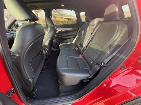 Used 2019 INFINITI QX50 Essential w/ Sensory Package image 11