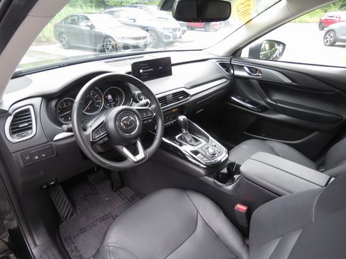Used 2023 MAZDA CX-9 Touring image 12
