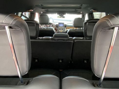 Used 2019 Mercedes-Benz GLS 450 4MATIC w/ Premium 1 Package image 18