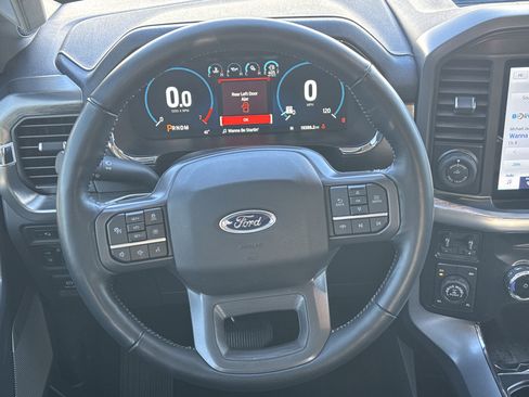 Used 2023 Ford F150 Lariat w/ Trailer Tow Package image 29