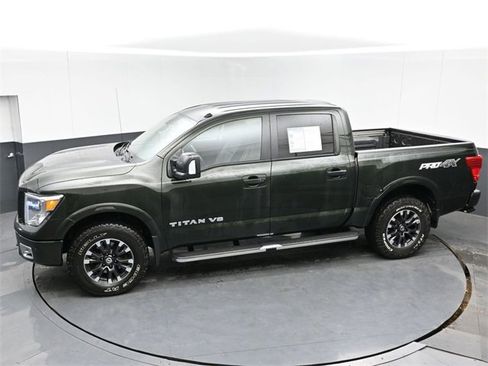 Used 2019 Nissan Titan PRO-4X w/ Pro-4x Convenience Package image 25