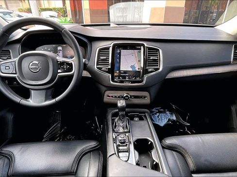 Used 2021 Volvo XC90 T6 Inscription image 14