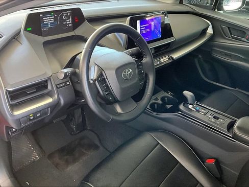 Used 2024 Toyota Prius LE FWD image 16