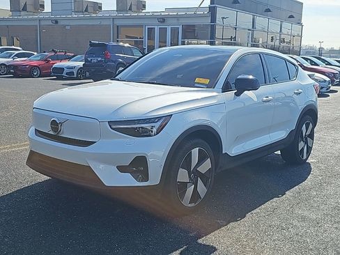 Used 2023 Volvo C40 P8 Recharge Ultimate w/ Protection Package Premier image 15