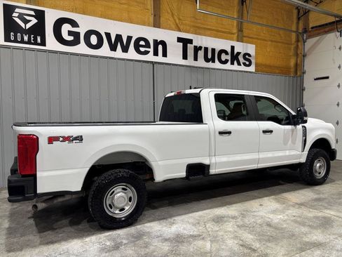 Used 2023 Ford F250 XL w/ FX4 Off-Road Package AWD/4WD image 6