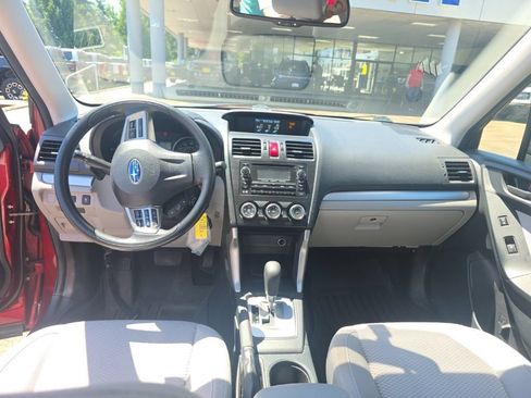 Used 2015 Subaru Forester 2.5i w/ Alloy Wheel Package AWD/4WD image 7