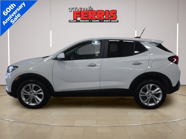 Used 2022 Buick Encore GX Preferred w/ Cold Weather Comfort Package FWD image 2
