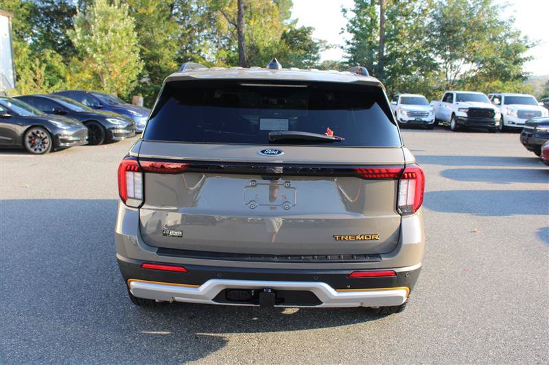 Used 2026 Ford Explorer Tremor AWD/4WD image 6