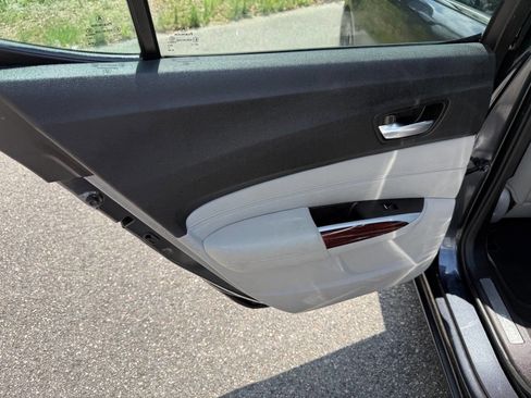 Used 2015 Acura TLX image 41