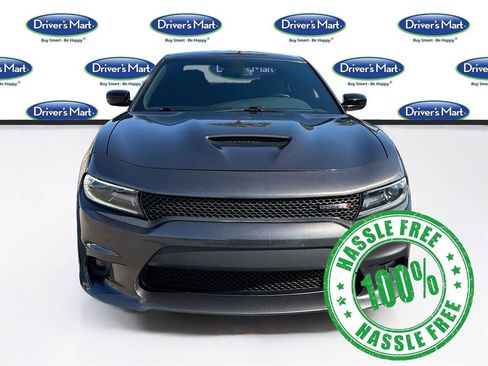 Used 2019 Dodge Charger R/T w/ Blacktop Package image 2
