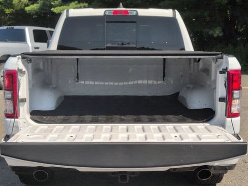 Used 2022 RAM 1500 Big Horn AWD/4WD image 6