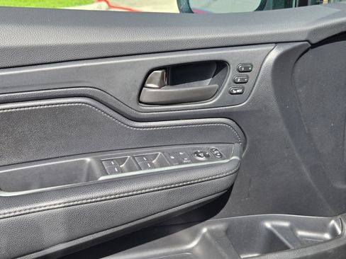 Used 2025 Honda Odyssey EX-L image 11